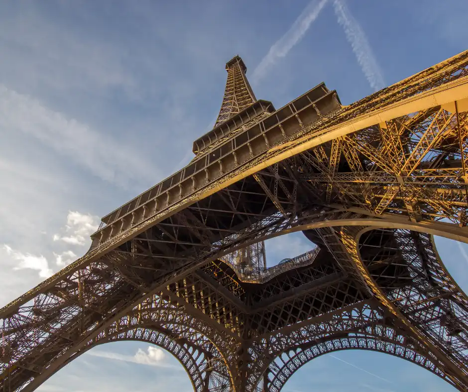 Ready to Meet the Iron Lady?
The Eiffel Tower isn’t just a monument. It’s an experience full of surprises, beauty, and stories.