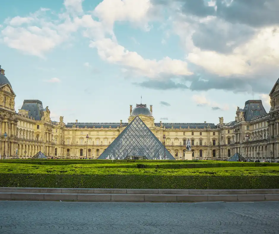 Louvre Museum