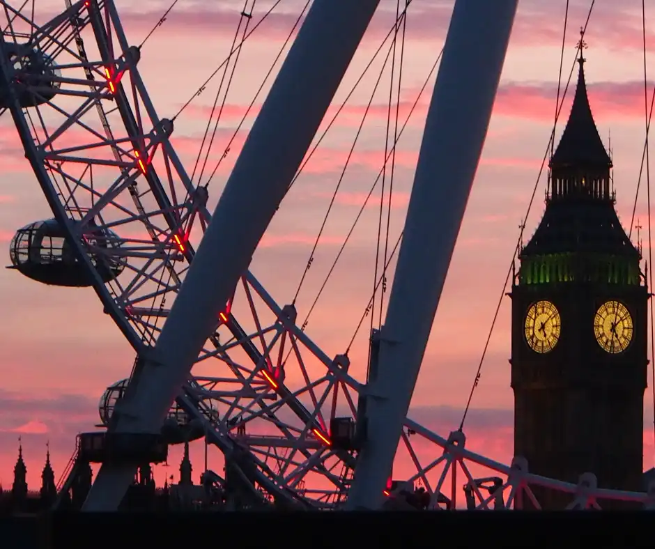 You’ll see Big Ben, St. Paul’s Cathedral, and even Windsor Castle on clear days, creating unforgettable travel memories.